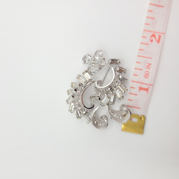 Silver Brooch with Rhinestones - Picture 9 of 10